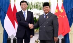 Presiden Prabowo Terima Kunjungan Kehormatan Ketua MPR Tiongkok Wang Huning di Istana Merdeka