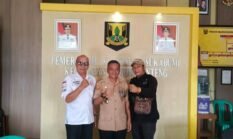 DISKUSI BERSAMA CAMAT BOJONG GENTENG, UDI.S OFFICIAL & PWDPI SUKABUMI RAYA DALAM RANGKA MENINGKATKAN KUALITAS PRODUK DAN PEMASARAN UMKM LOKAL MELANCONG KE MANCANEGARA